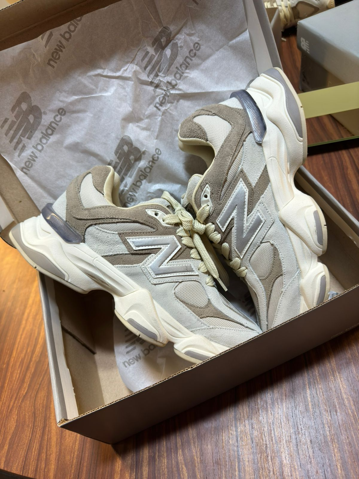 Tênis NB 9060