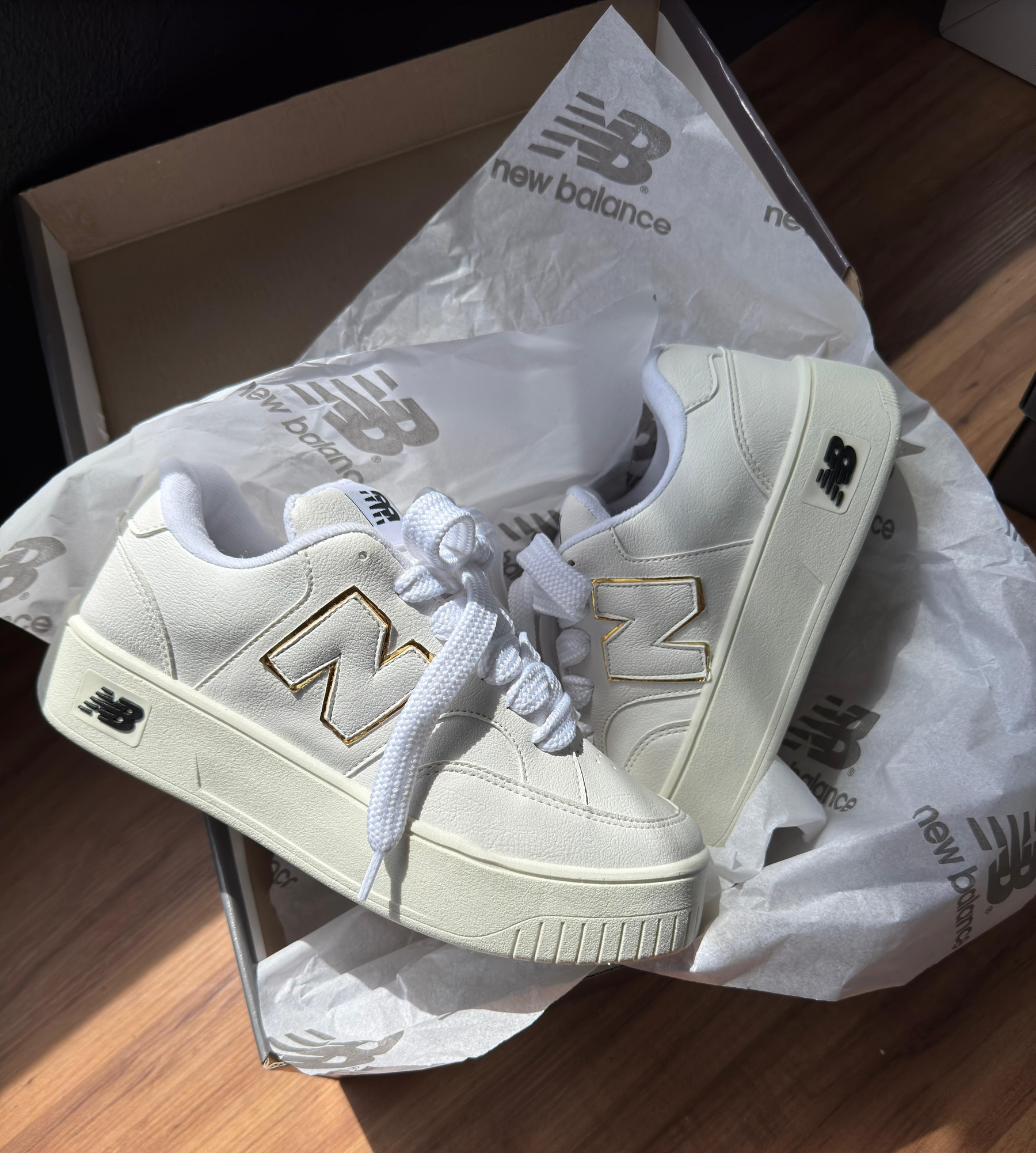 Tênis NB CT303