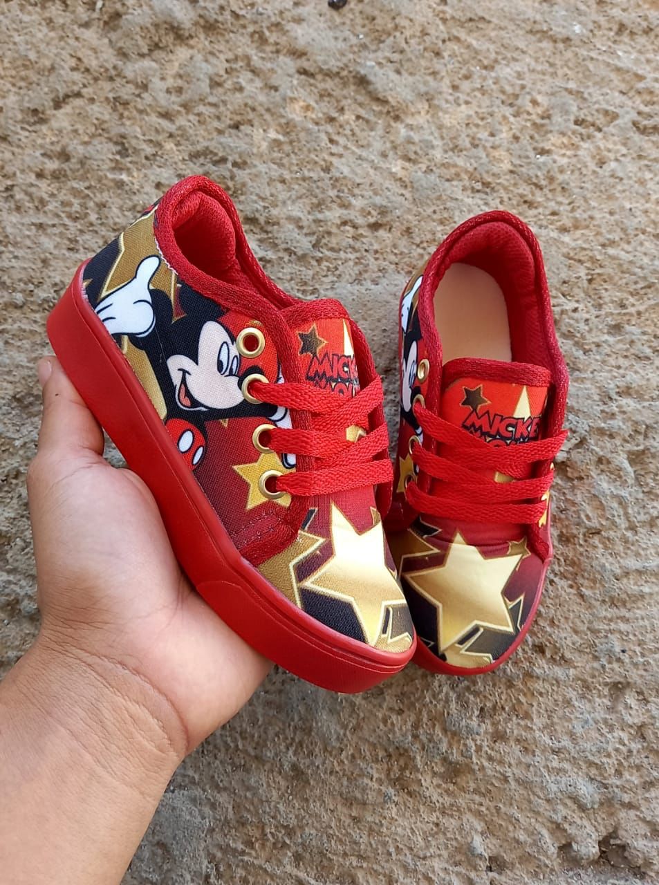 Tênis Mickey
