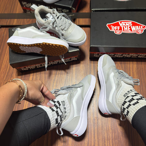 Tênis V Ultra Cinza