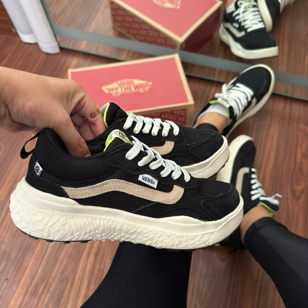 Tênis V Ultrarange - Preto