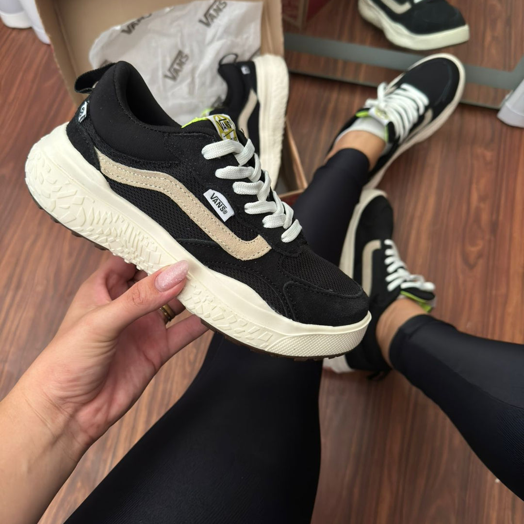 Tênis V Ultrarange - Preto