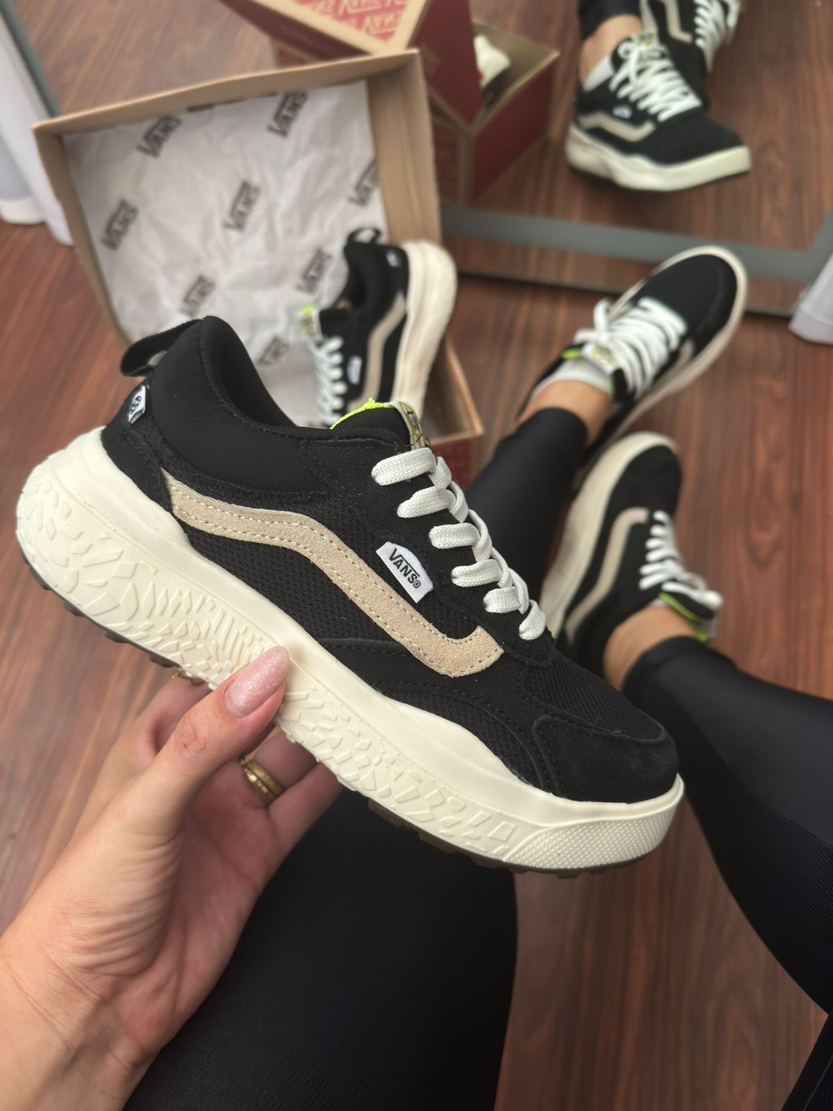 Tênis V Ultrarange - Preto