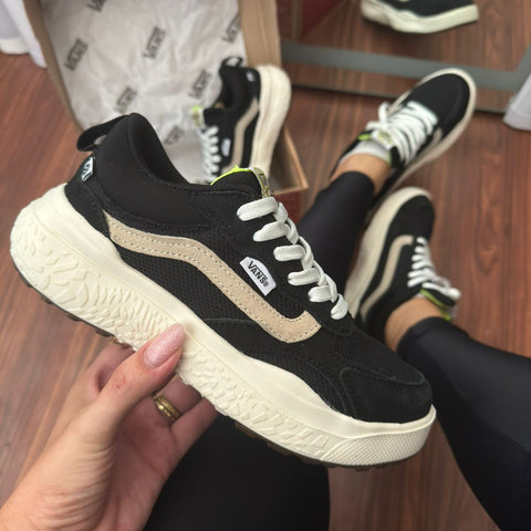 Tênis V Ultrarange - Preto