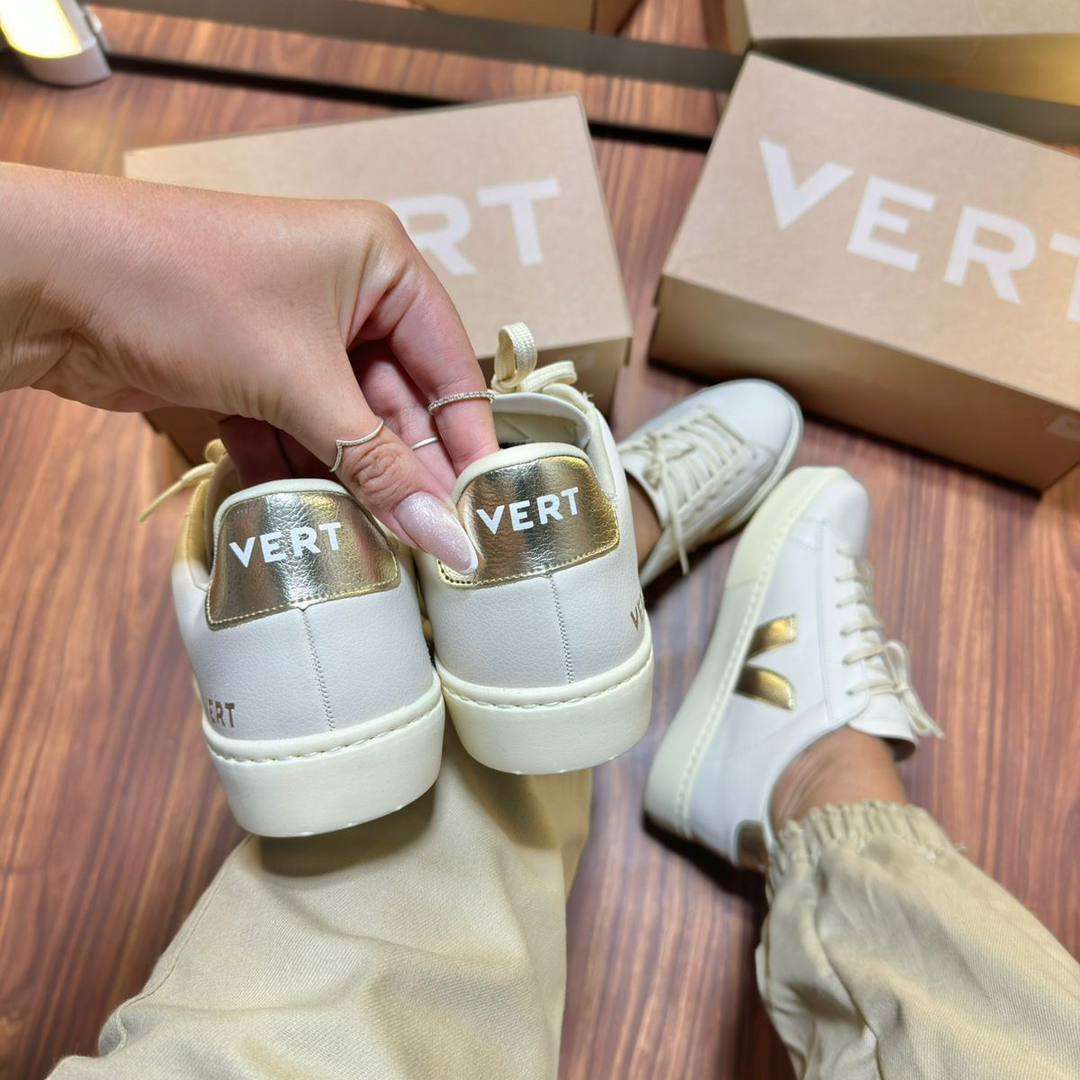 Tênis V Off White/Dourado