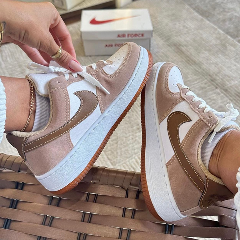 Tênis N Camurça marrom