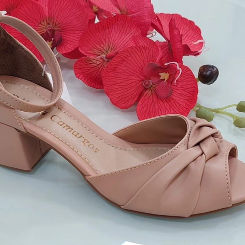 Sandália Camargos