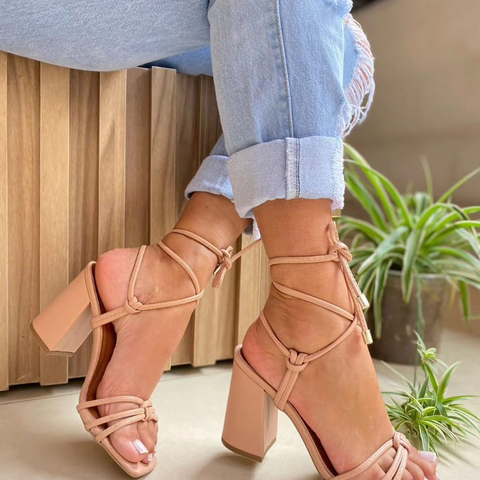Sandália Salto Bloco Nude