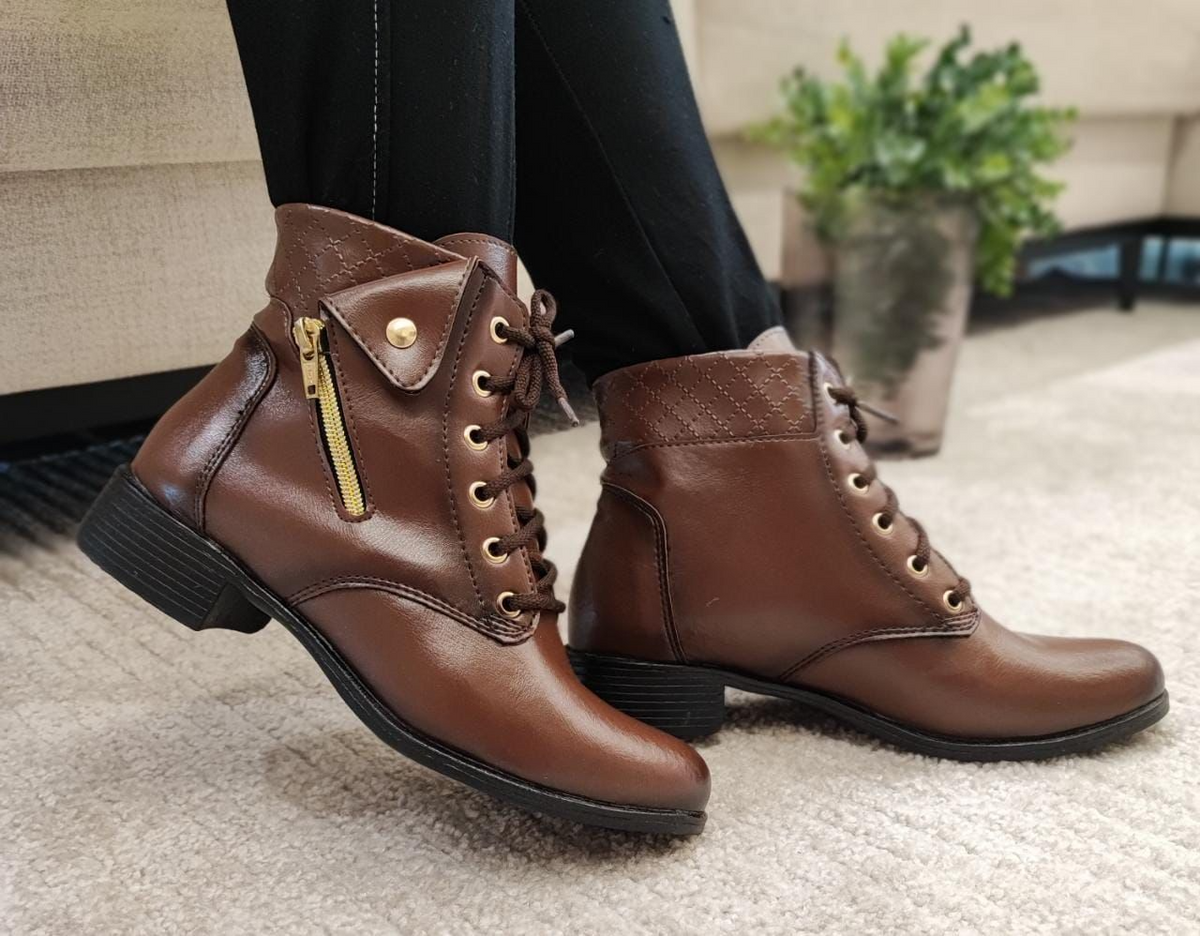 Bota caramelo cadarço