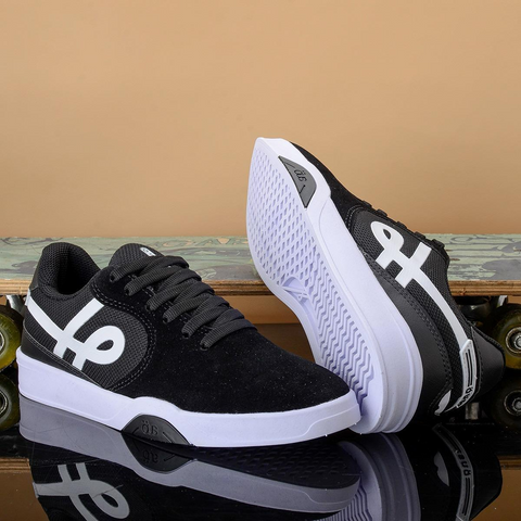 Tênis Camurça Preto