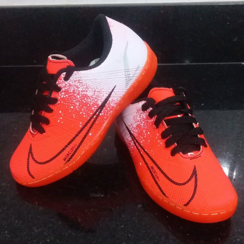 Chuteira Infantil Laranja