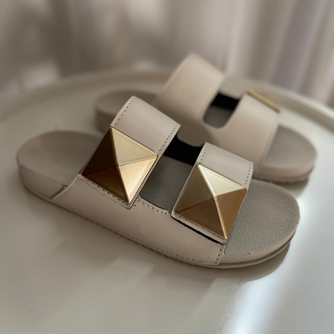 Papete Pirâmede Off