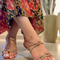 Rasteirinha Nude Strass