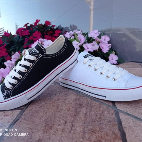 Tênis Infantil Branco ou Preto